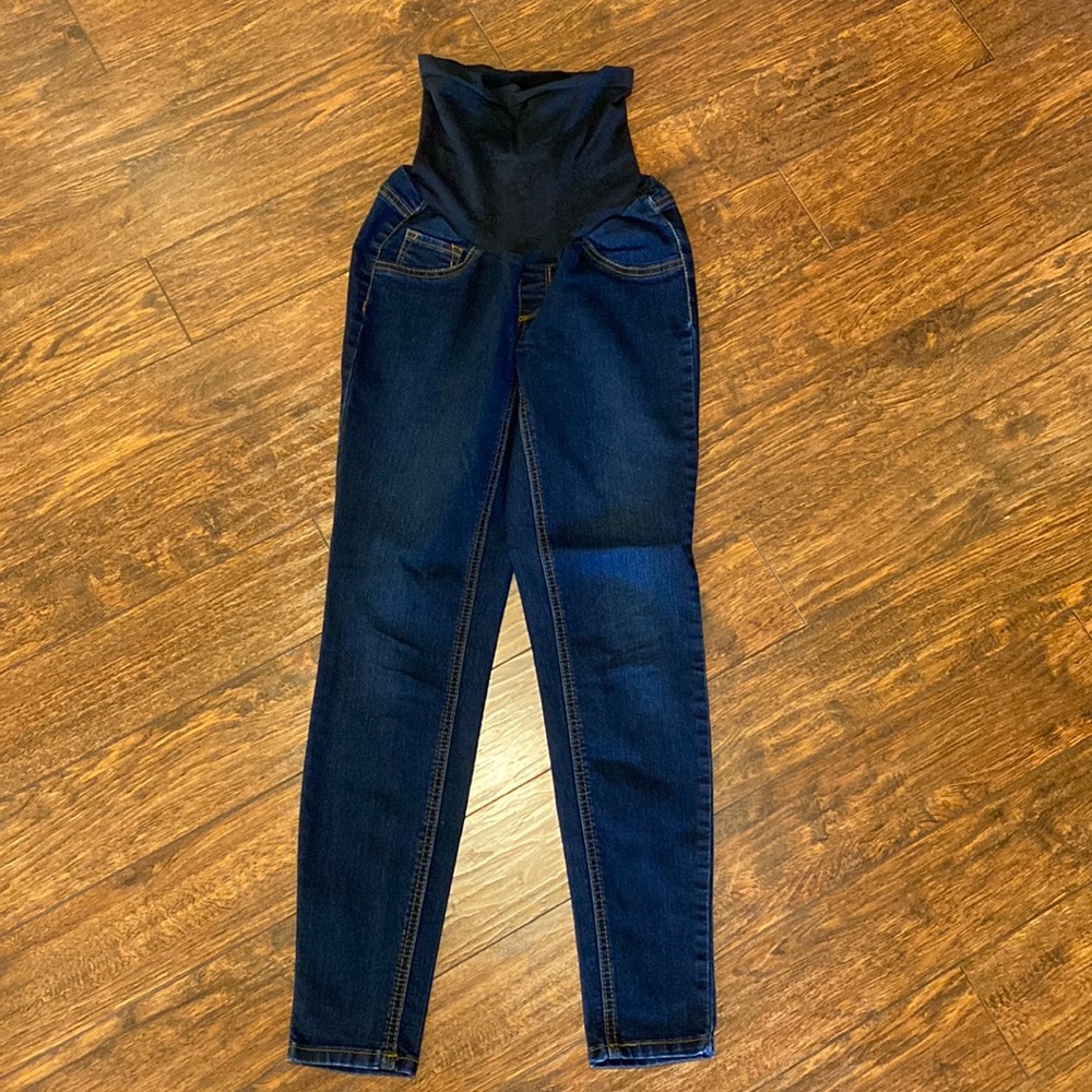 Jessica Simpson full panel maternity jeans